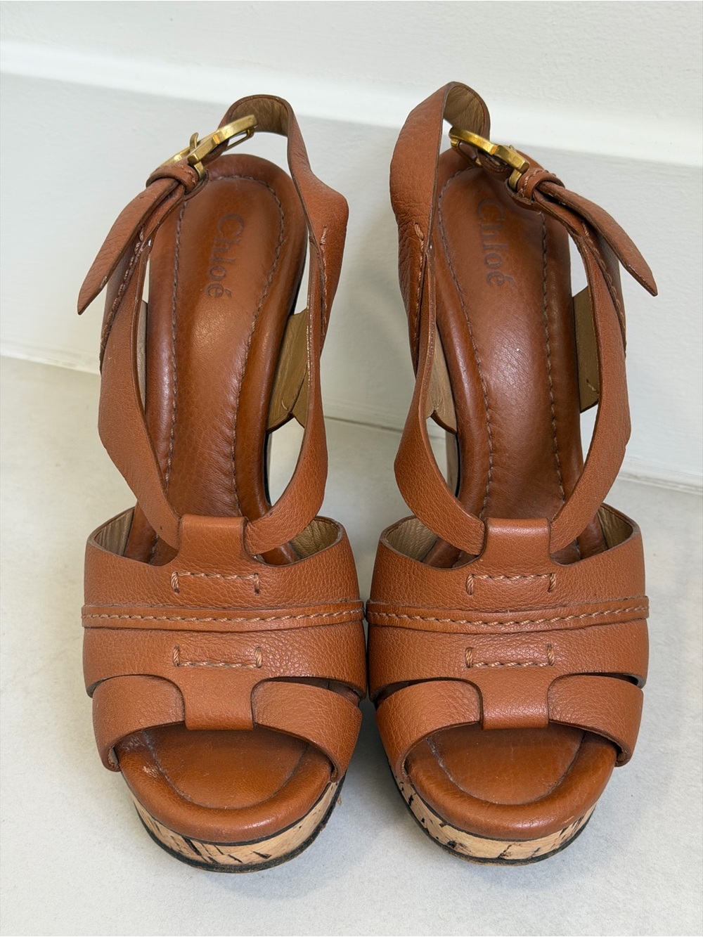Chloé Tan Leather Platform Sandals with Gold Buckle